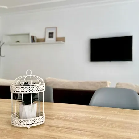 A 2 Min De La Playa Tren Directo Nuevo Y Comodo *