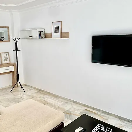 A 2 Min De La Playa Tren Directo Nuevo Y Comodo Appartement *