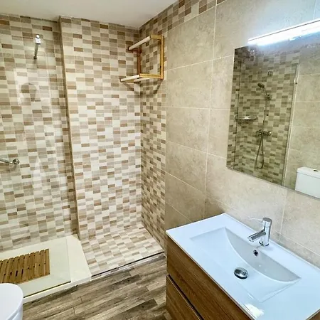 Appartement A 2 Min De La Playa Tren Directo Nuevo Y Comodo