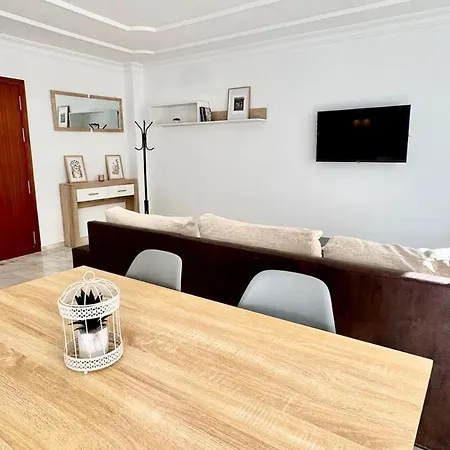 A 2 Min De La Playa Tren Directo Nuevo Y Comodo