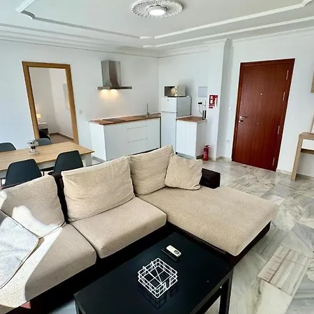 A 2 Min De La Playa Tren Directo Nuevo Y Comodo * Fuengirola