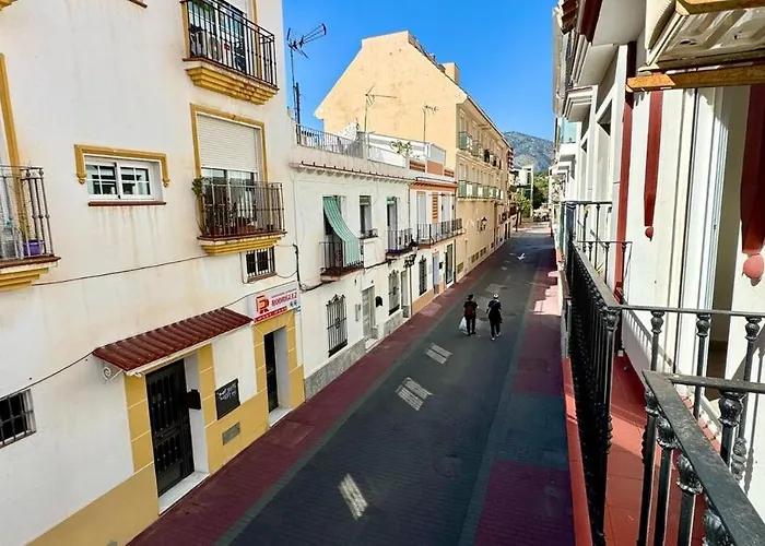 A 2 Min De La Playa Tren Directo Nuevo Y Comodo Apartment Fuengirola